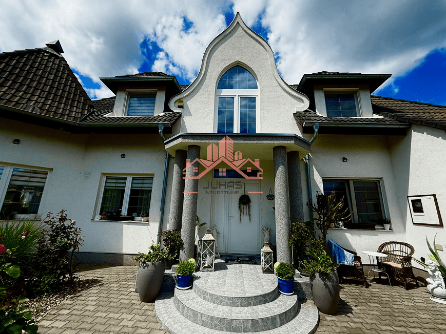 2-etažna kuća na prodaju, Palić, 182m²