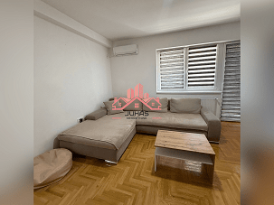 Dvosoban stan za izdavanje, Kertvaroš, 360€, 51m²